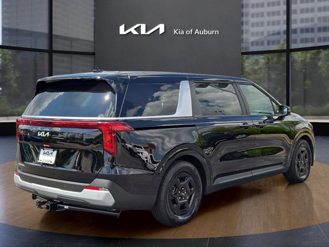 Used 2025 Kia Carnival FWD image 5