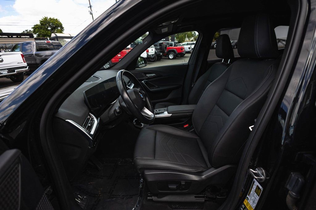 Used 2023 BMW X1 xDrive28i image 12