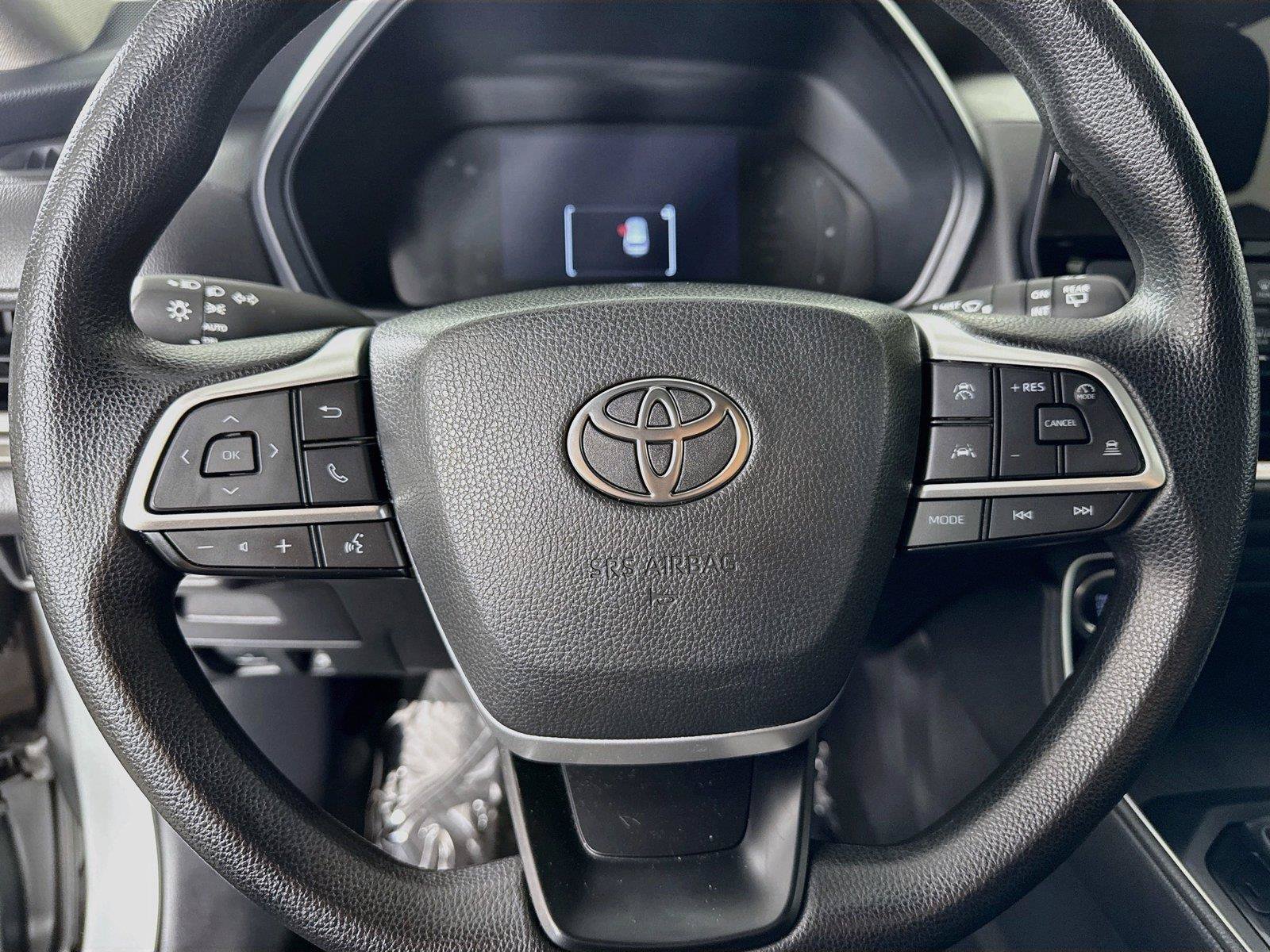 Certified 2025 Toyota Grand Highlander FWD image 15