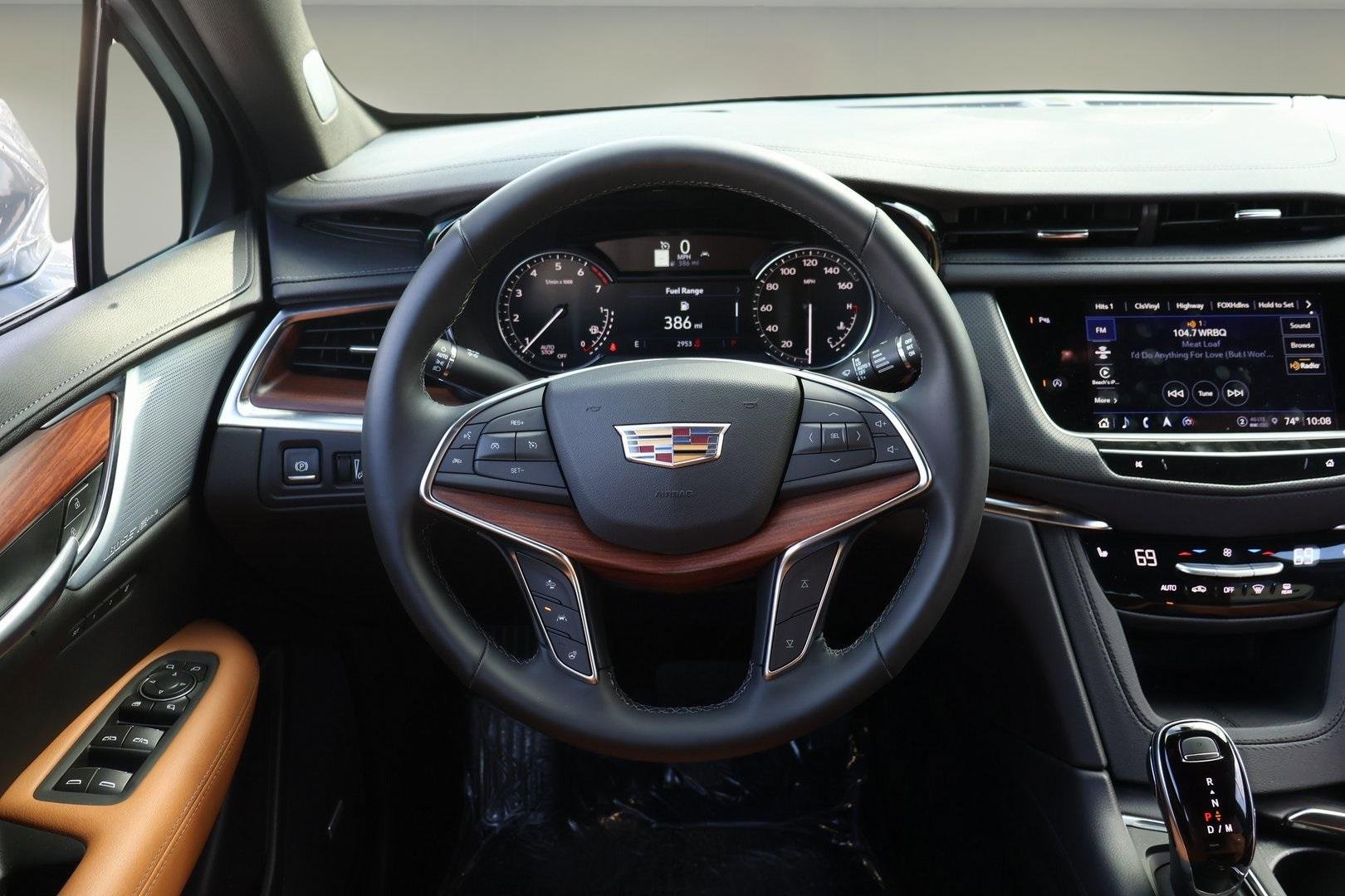 New 2025 Cadillac XT5 Premium Luxury image 15