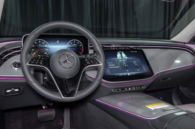 New 2026 Mercedes-Benz E 350 Sedan image 18