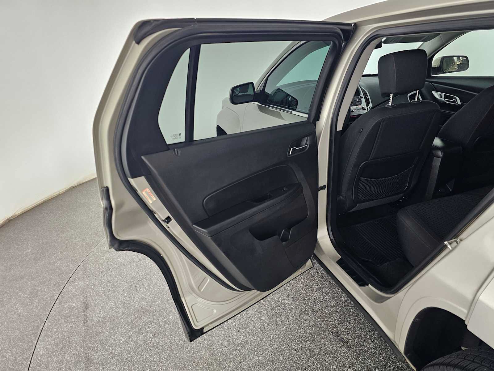 Used 2014 GMC Terrain SLE w/ LPO, Protection Package FWD image 15