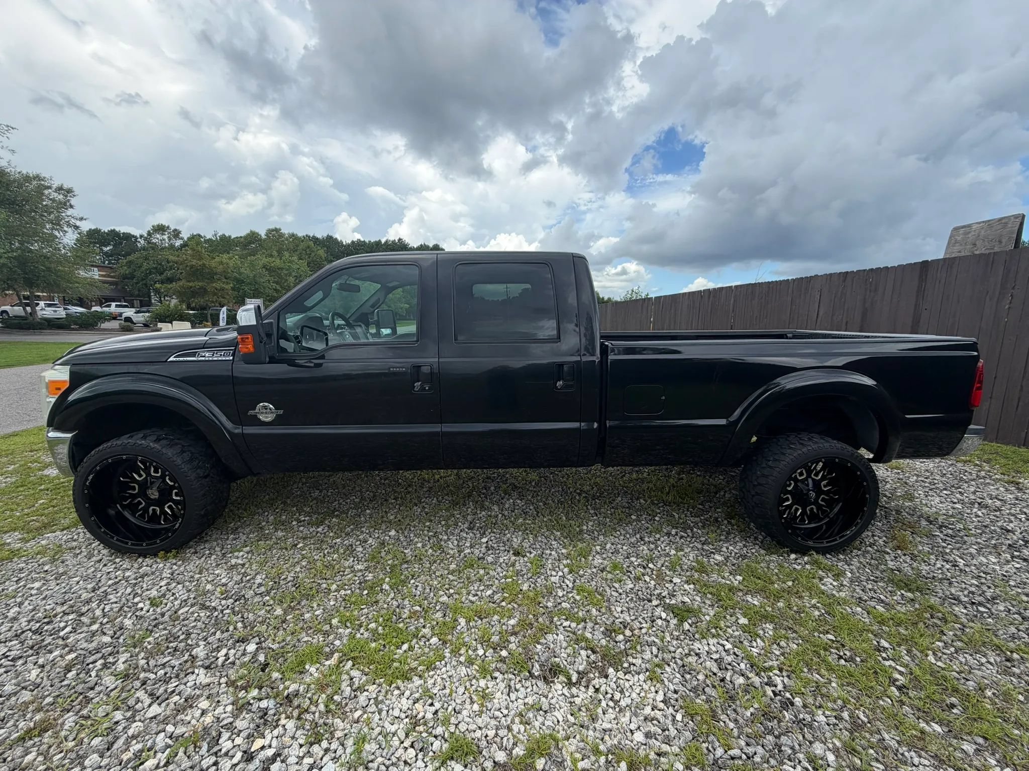 Used 2011 Ford F350 Lariat w/ Lariat Ultimate Pkg AWD/4WD image 7