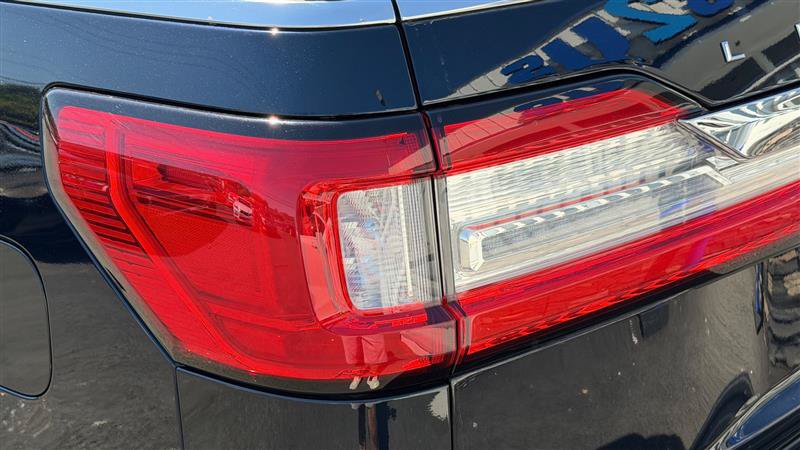 Used 2021 Lincoln Navigator Reserve w/ Luxury Package AWD/4WD image 15
