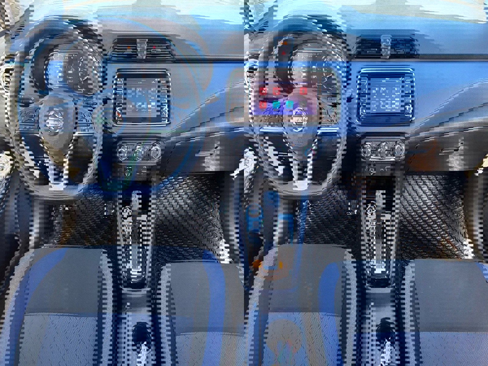 Certified 2025 Nissan Versa SV image 12