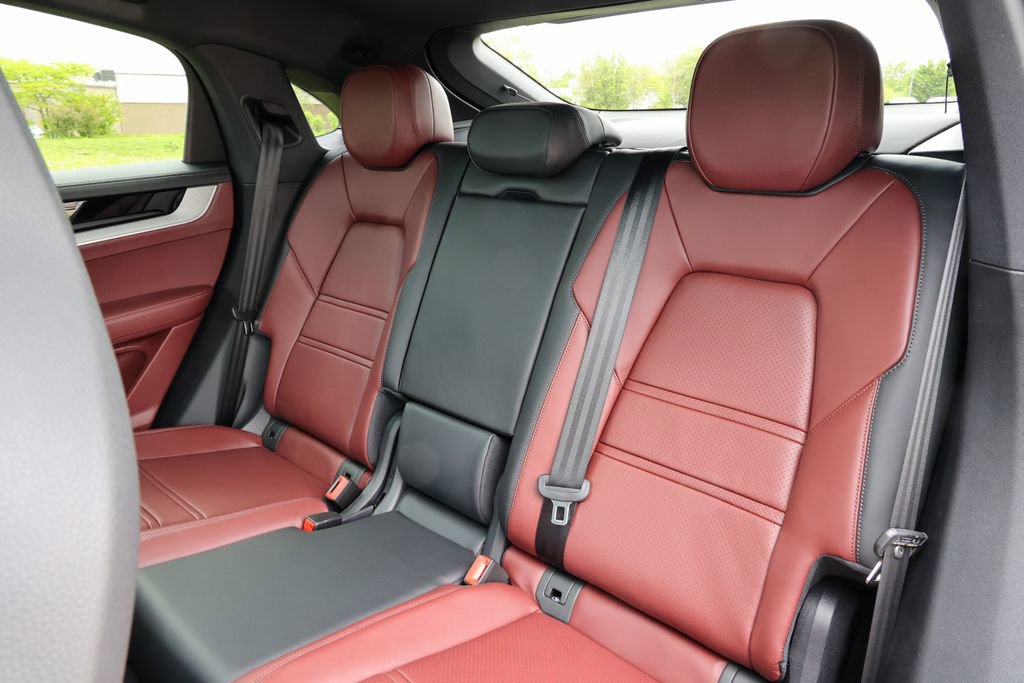 New 2026 Porsche Cayenne S AWD/4WD image 34