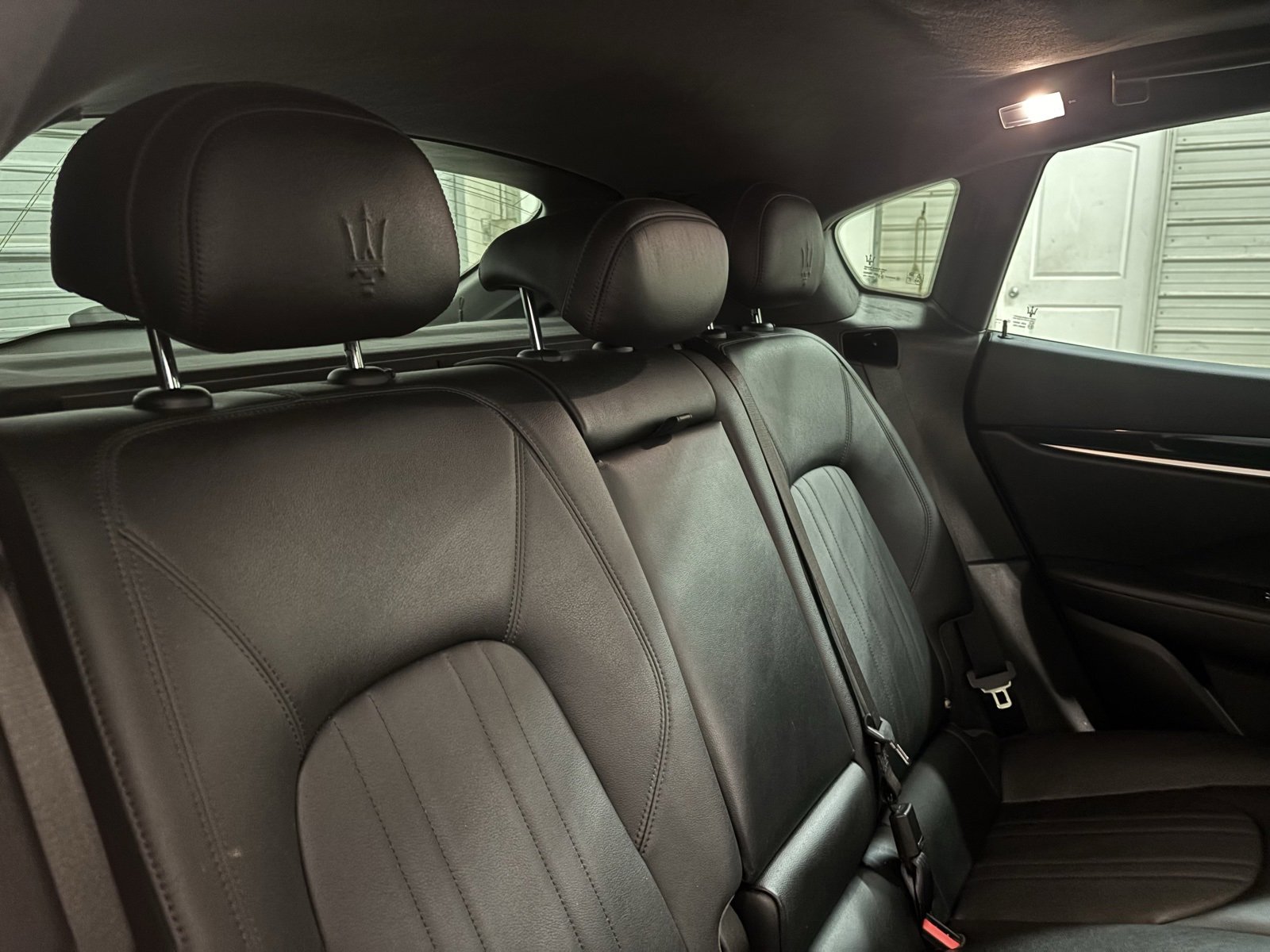 Used 2018 Maserati Levante image 34