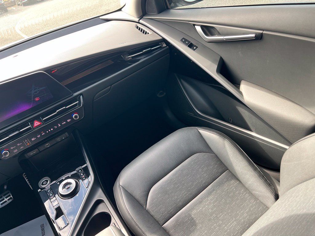 Certified 2023 Kia Niro Wave FWD image 15
