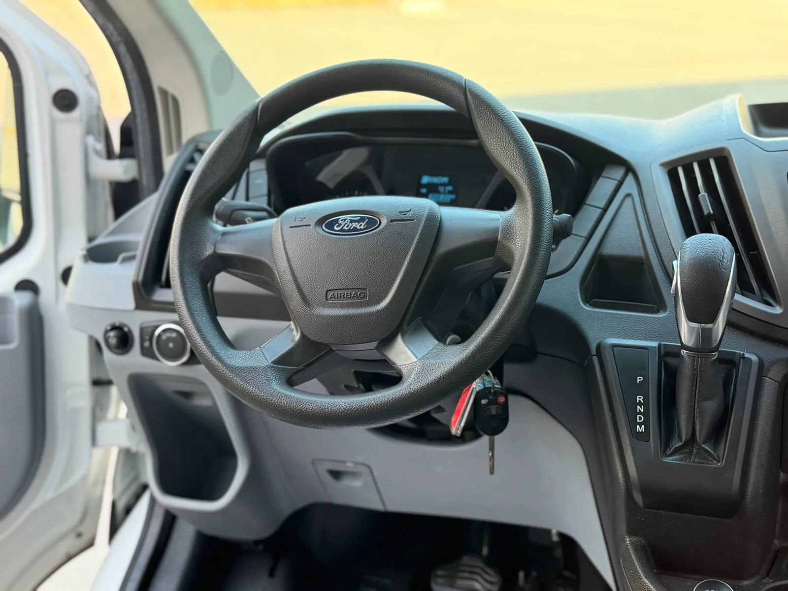 Used 2019 Ford Transit 150 XL RWD image 24