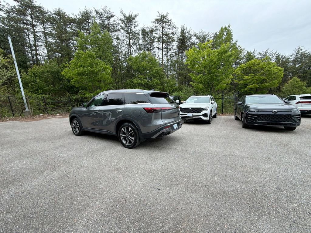 Used 2023 INFINITI QX60 Luxe w/ Cargo Package AWD/4WD image 6