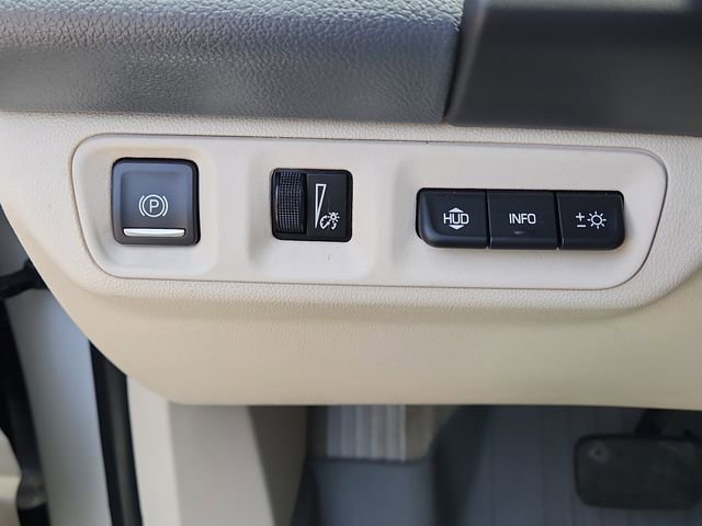 Certified 2021 GMC Acadia Denali w/ Denali Technology Package FWD image 23