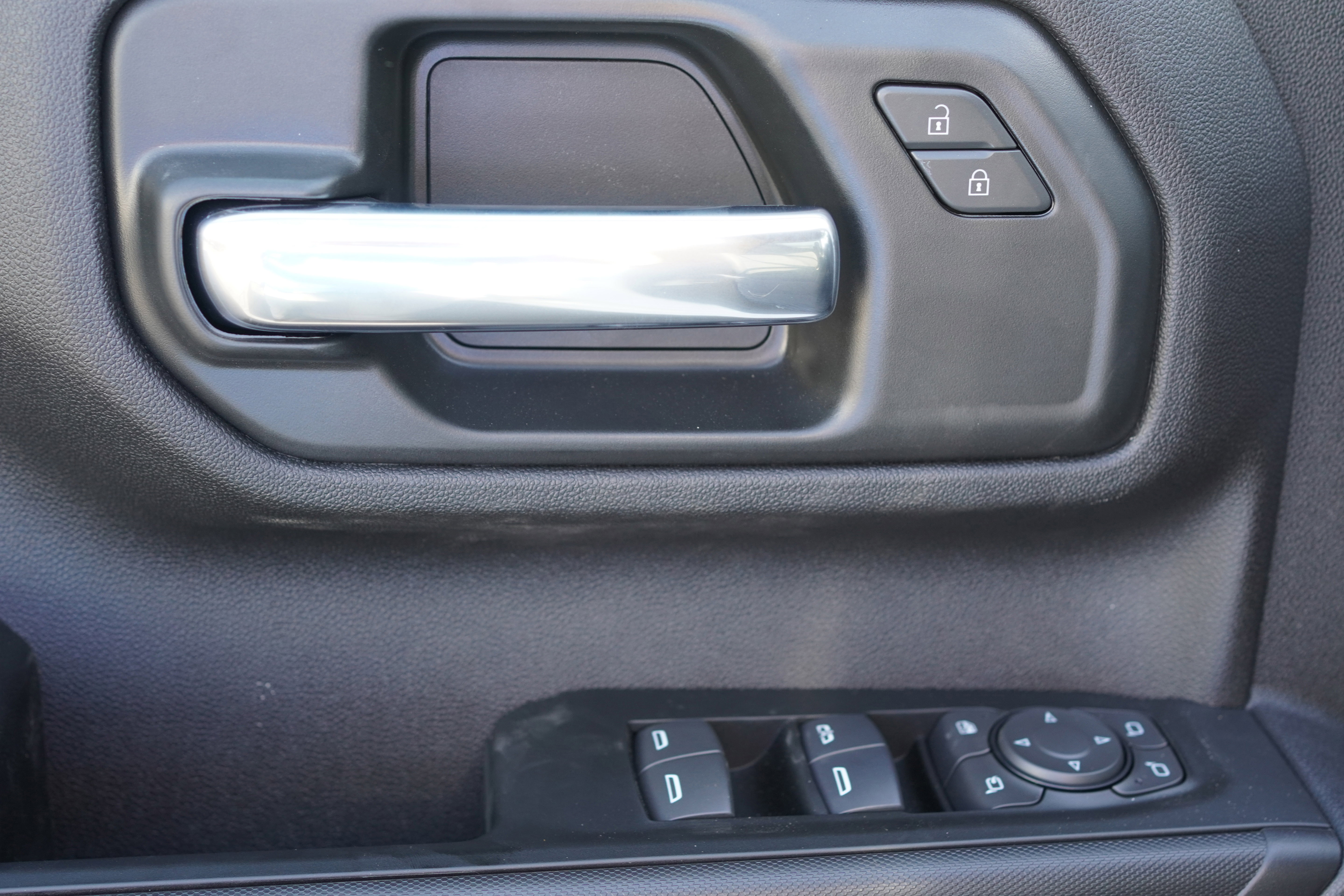 New 2025 GMC Sierra 3500 Pro w/ Convenience Package image 17