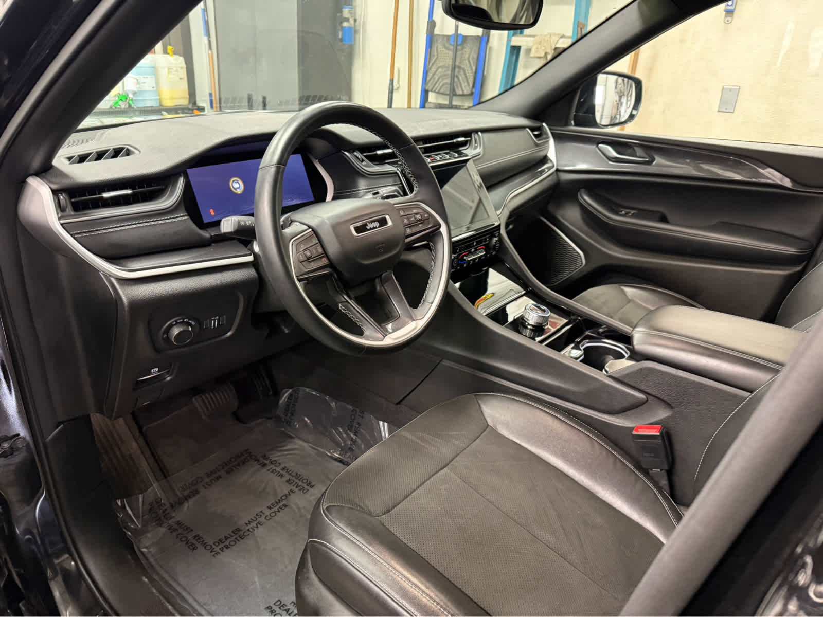 Used 2021 Jeep Grand Cherokee L Laredo AWD/4WD image 11
