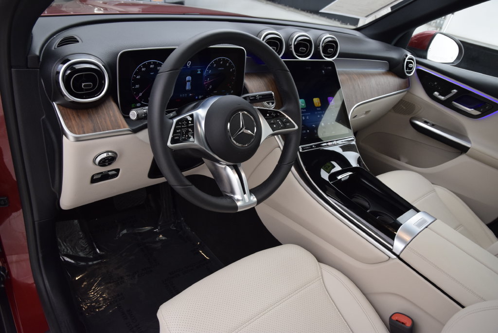 Certified 2026 Mercedes-Benz GLC 300 image 21