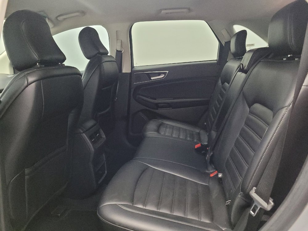 Used 2024 Ford Edge SEL image 18