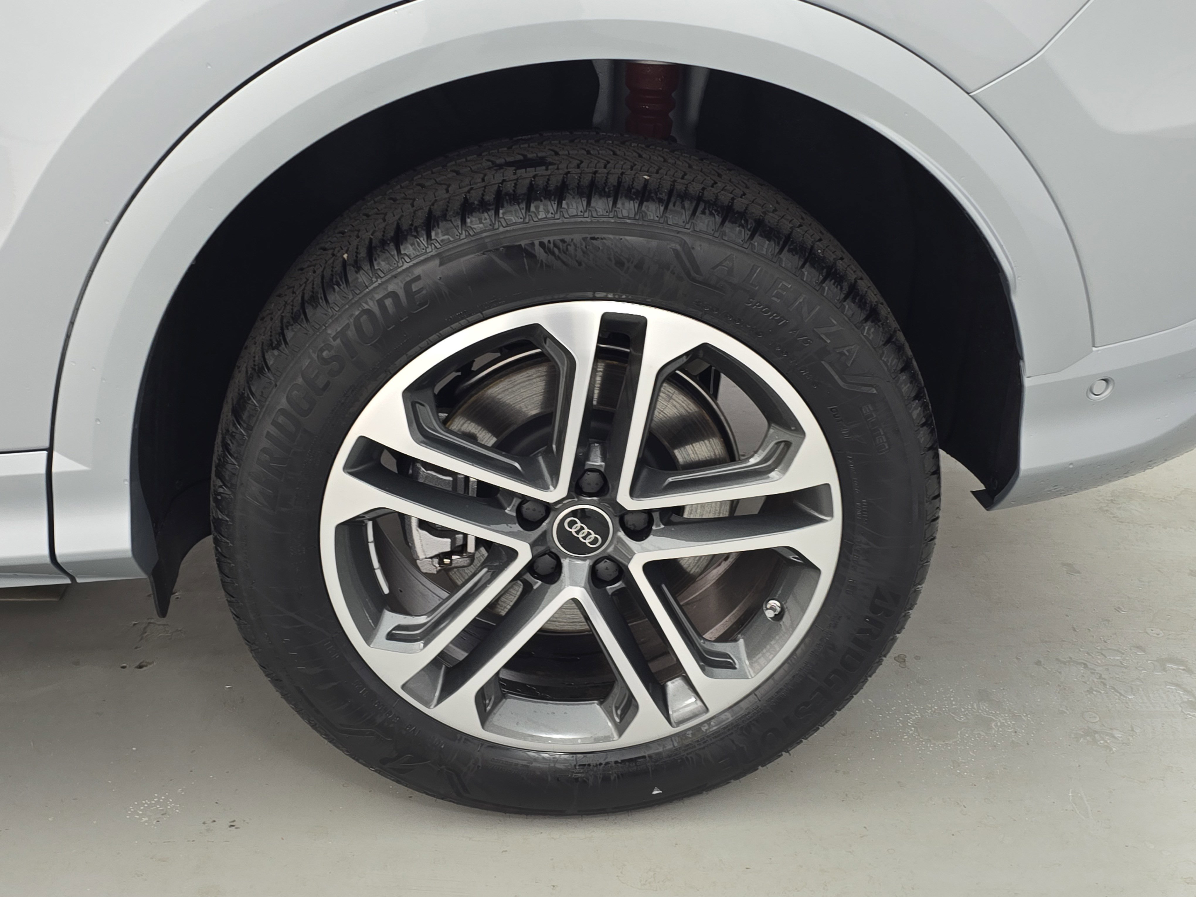 New 2025 Audi Q5 Premium image 33