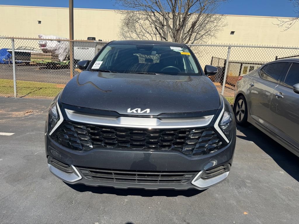 Certified 2023 Kia Sportage EX image 9
