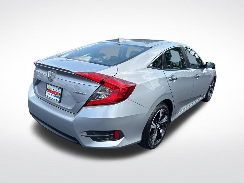 Used 2017 Honda Civic Touring image 5