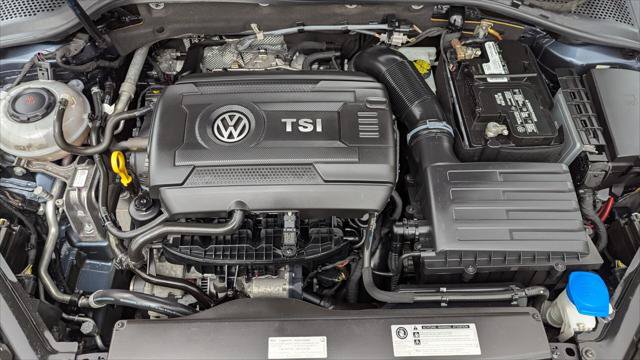 Used 2018 Volkswagen GTI S FWD image 30