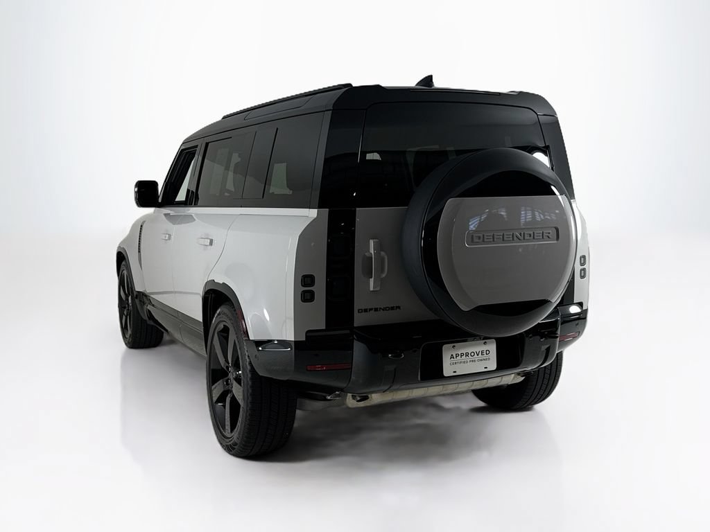 Used 2026 Land Rover Defender 110 X-Dynamic SE AWD/4WD image 3
