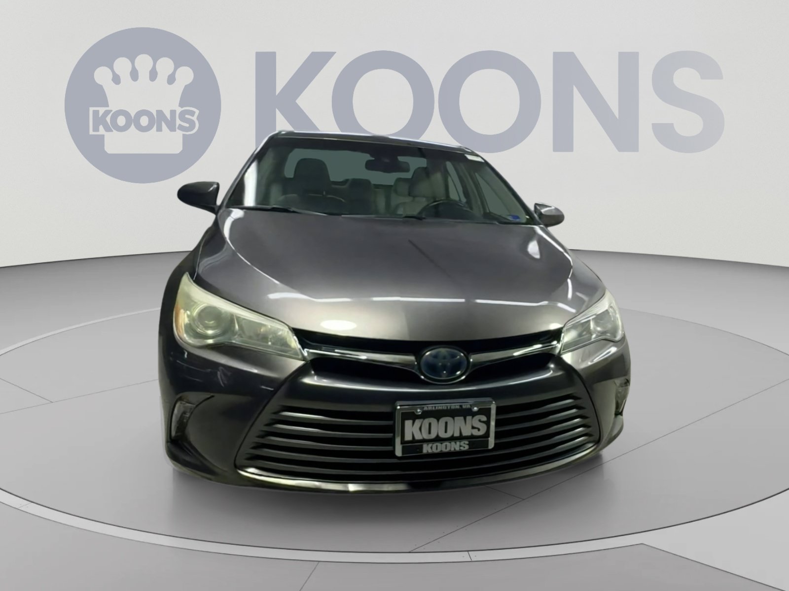 Used 2015 Toyota Camry XLE w/ Moonroof Package FWD image 4