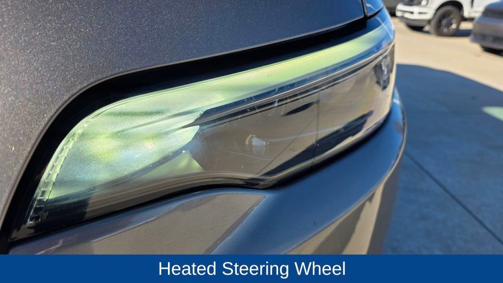 Used 2019 Jeep Cherokee Latitude w/ Cold Weather Group image 10