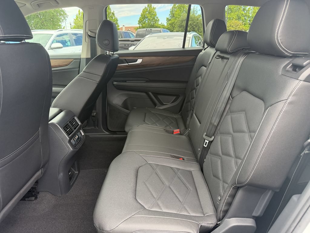 New 2026 Volkswagen Atlas SE FWD image 21