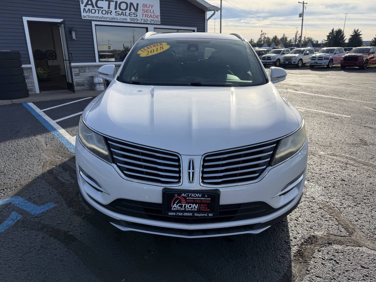 Used 2018 Lincoln MKC Select w/ Select Plus Package AWD/4WD image 8