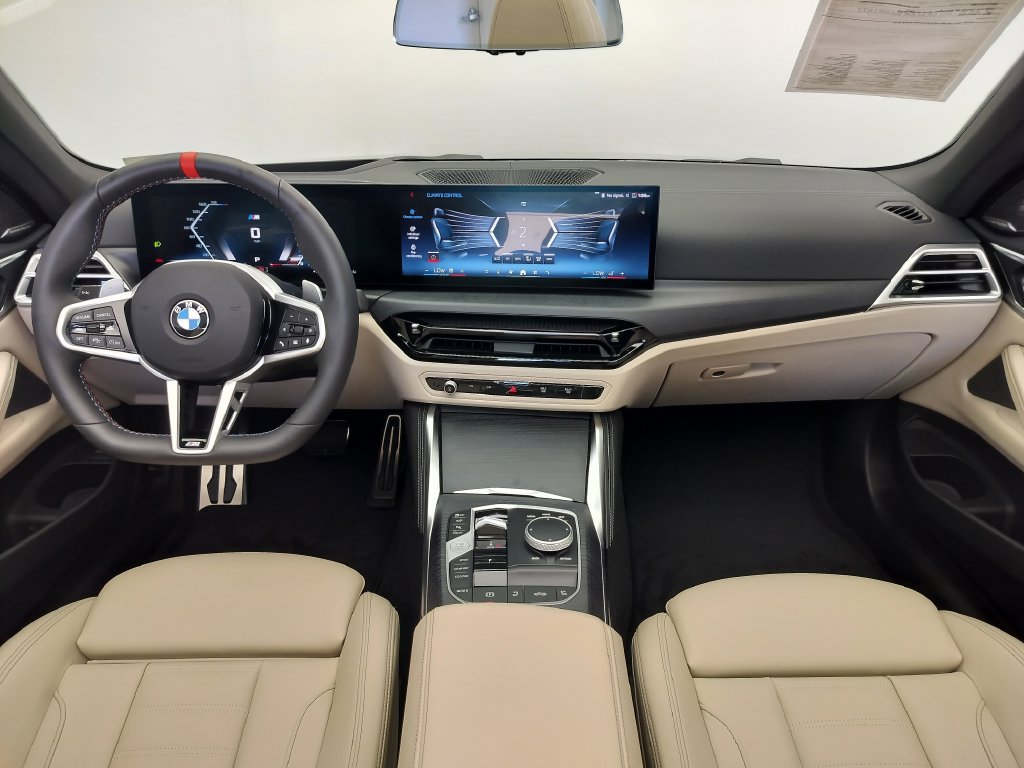 Certified 2026 BMW M440i Convertible w/ Premium Package RWD image 10