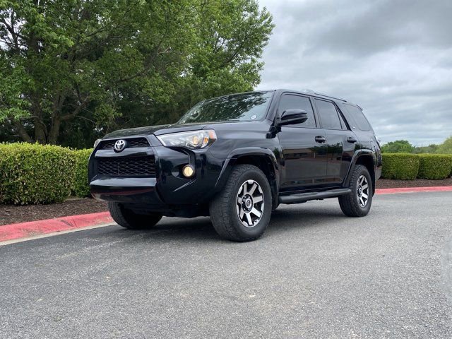 Used 2018 Toyota 4Runner SR5 RWD image 9
