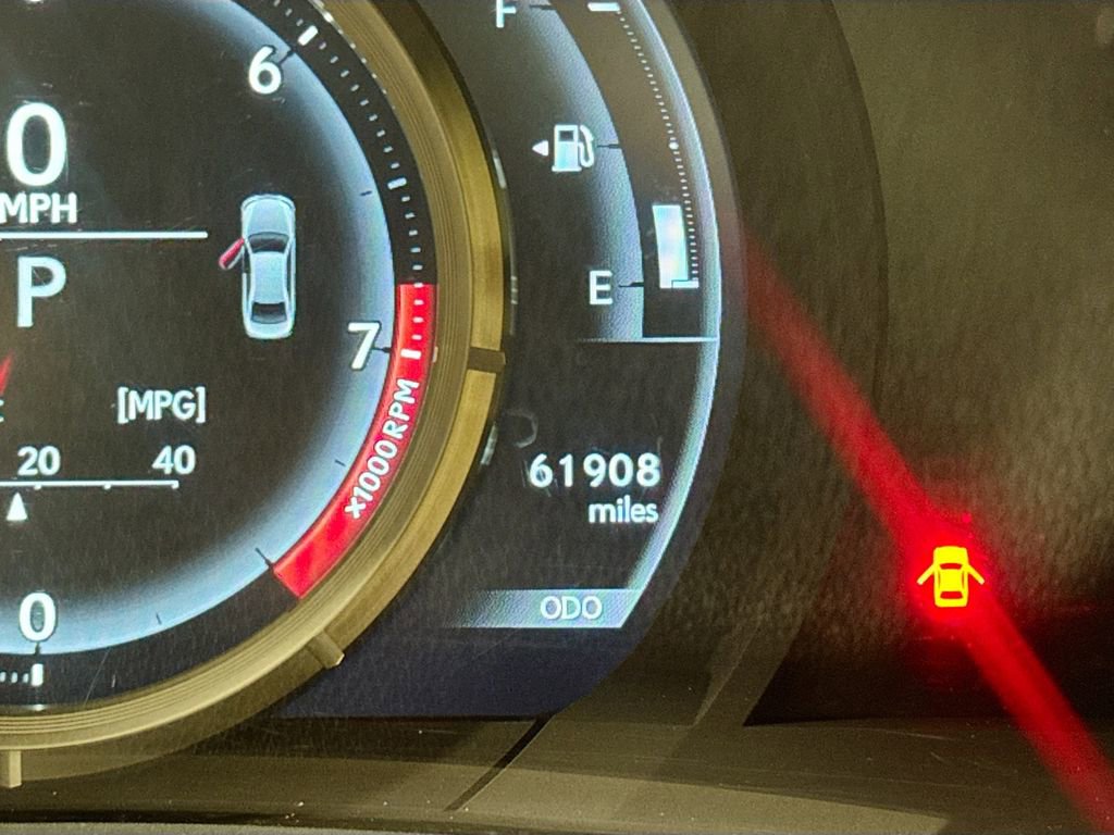 Used 2019 Lexus IS 300 F Sport image 12