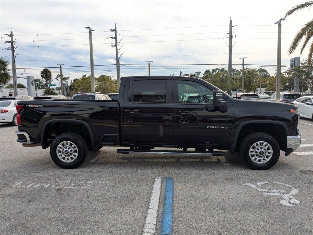 Used 2024 Chevrolet Silverado 2500 LT image 14