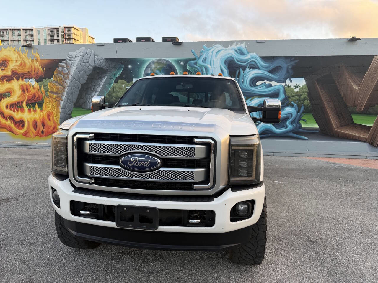 Used 2015 Ford F350 Platinum w/ Platinum Package AWD/4WD image 4