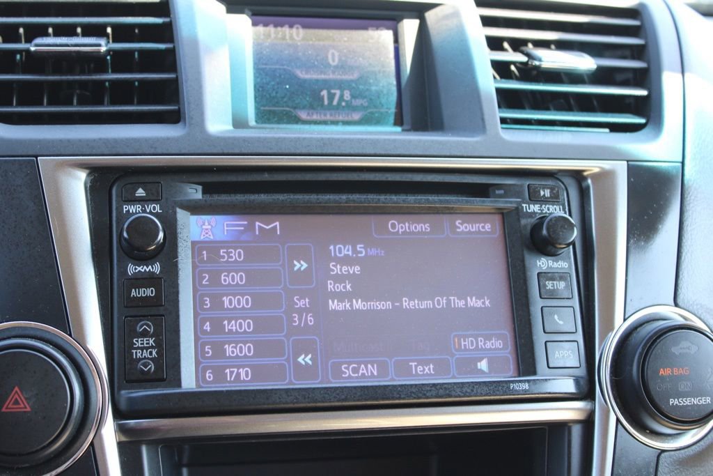 Used 2013 Toyota Highlander SE AWD/4WD image 38