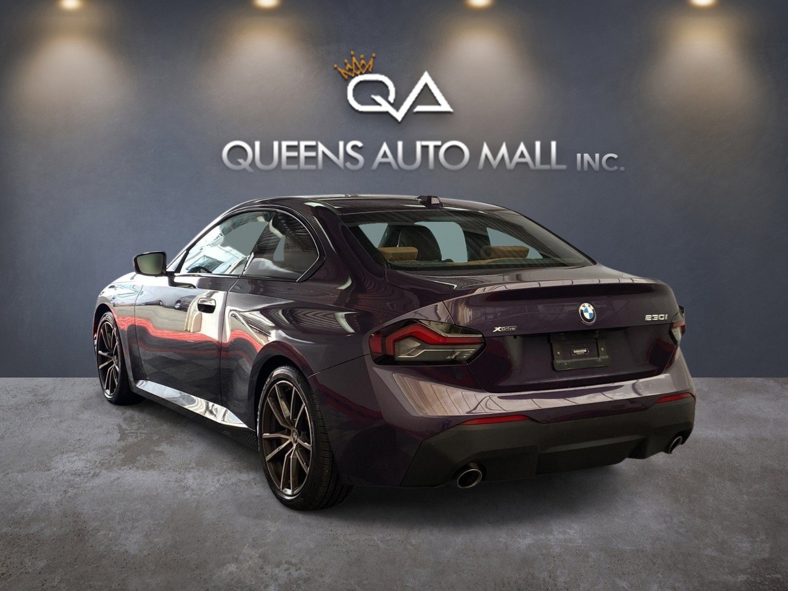 Used 2023 BMW 230i xDrive Coupe w/ Premium Package AWD/4WD image 4