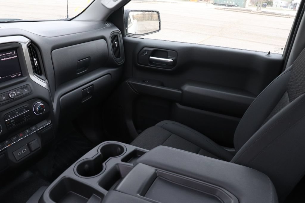 Used 2025 Chevrolet Silverado 1500 W/T RWD image 12