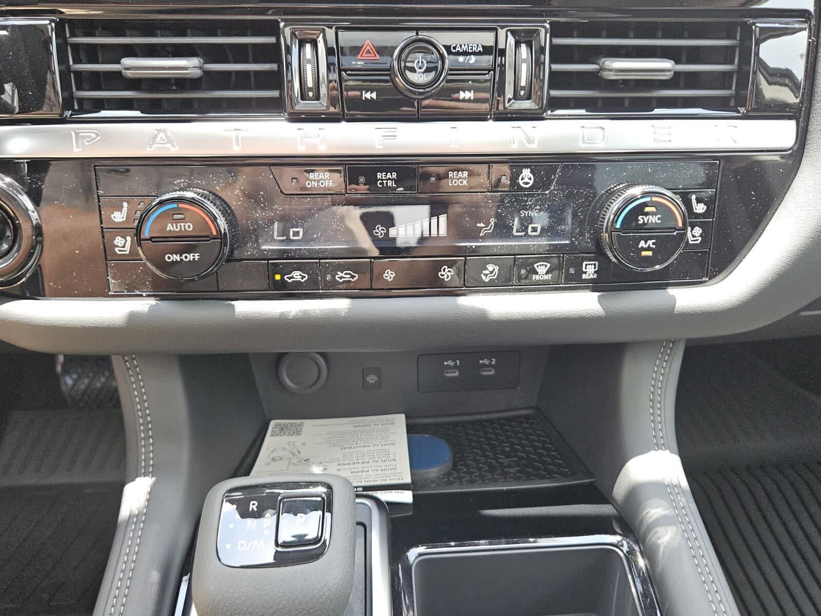 New 2026 Nissan Pathfinder Platinum FWD image 10