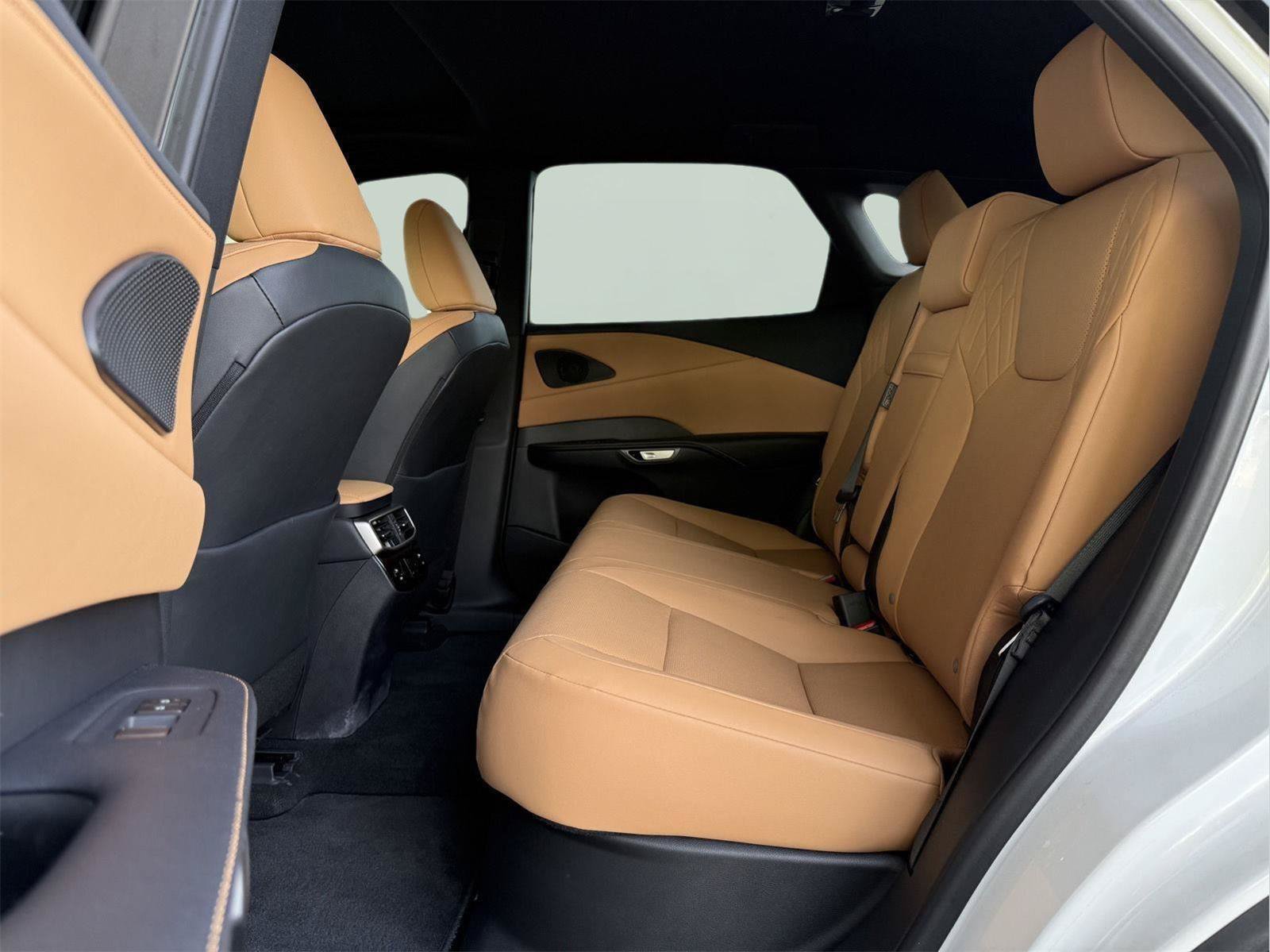 Certified 2025 Lexus RX 350 Premium AWD/4WD image 19