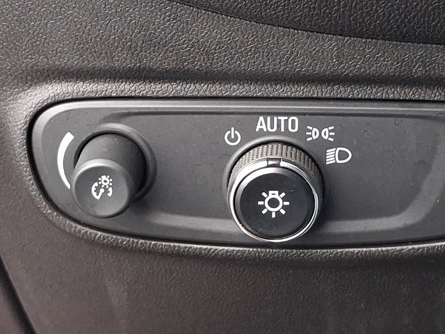 Used 2022 Chevrolet Equinox LT FWD image 23