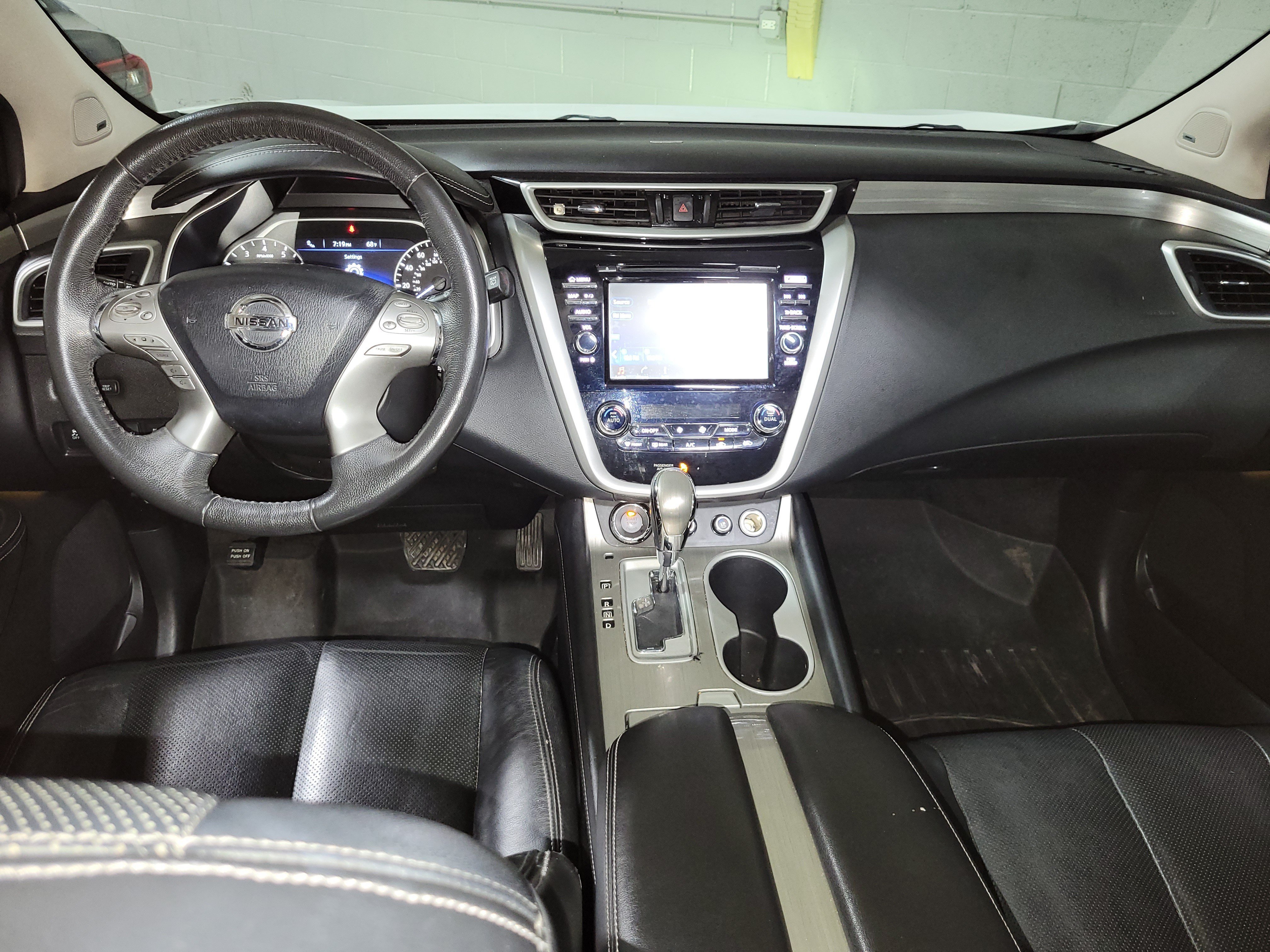 Used 2015 Nissan Murano Platinum w/ Platinum Technology Package FWD image 15