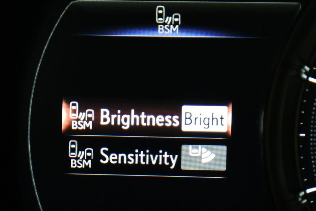 Used 2023 Lexus IS 350 F Sport w/ Navigation Package image 20