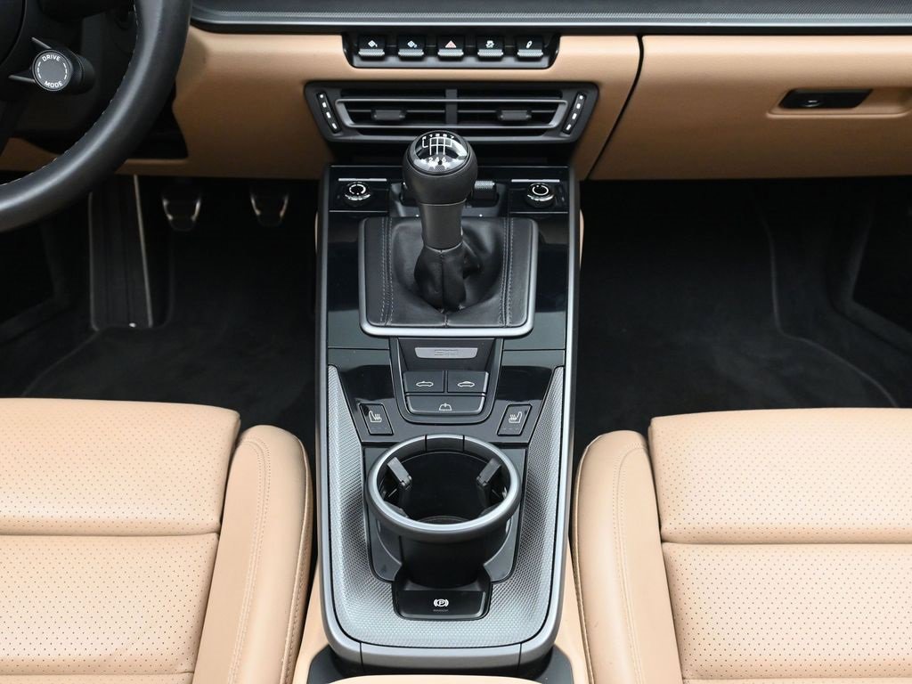 Used 2022 Porsche 911 Carrera S image 8