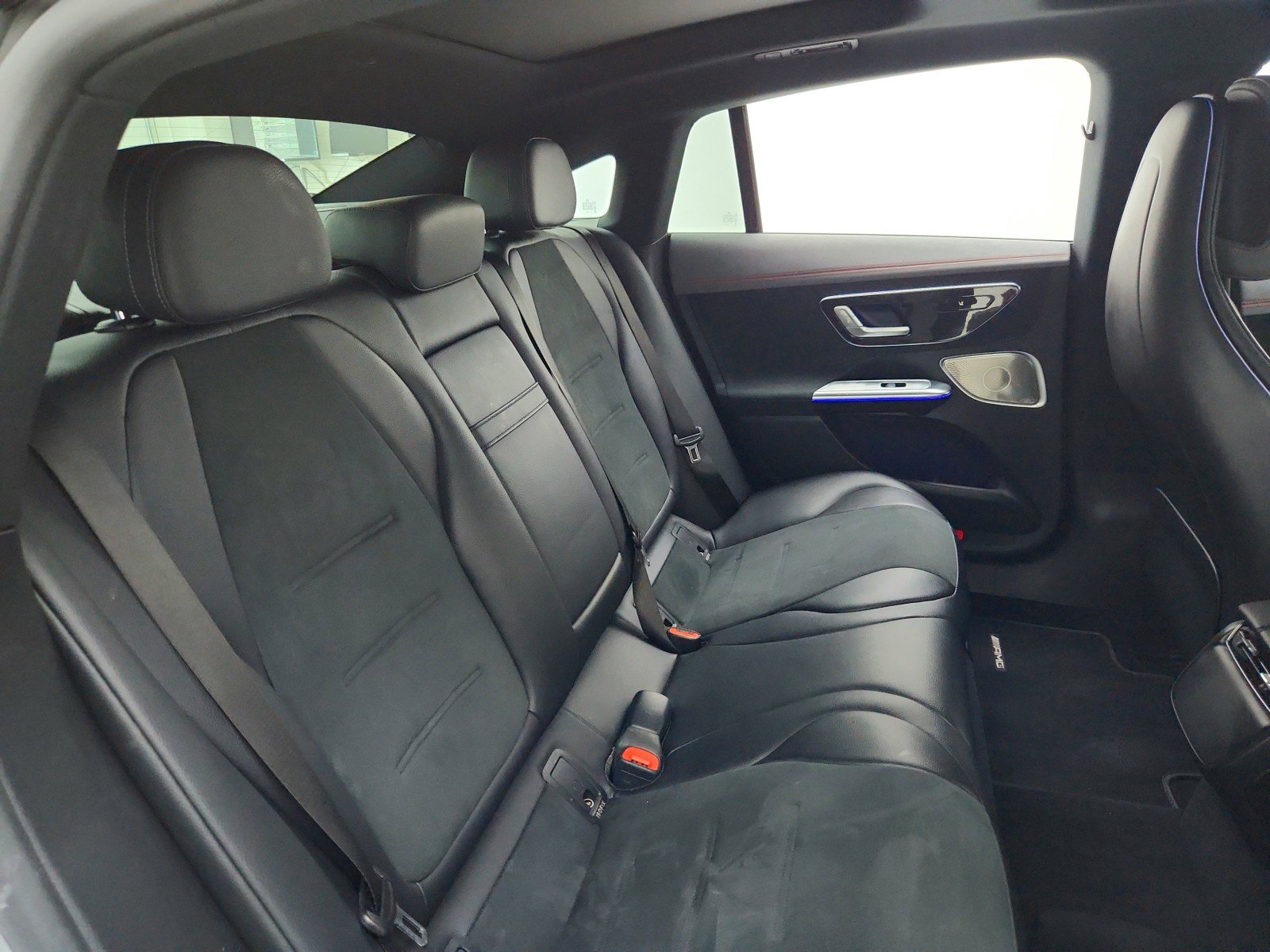 Certified 2023 Mercedes-Benz EQE AMG 4MATIC Sedan image 32