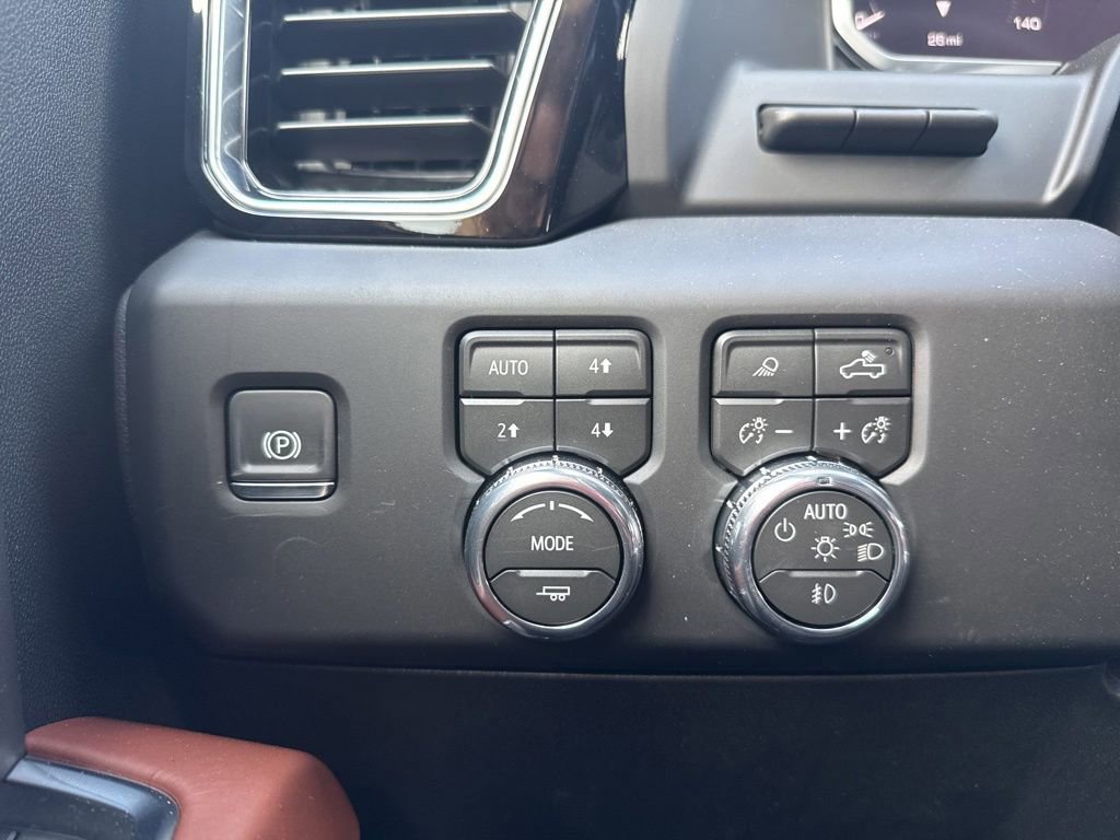 New 2026 GMC Sierra 3500 Denali Ultimate AWD/4WD image 30