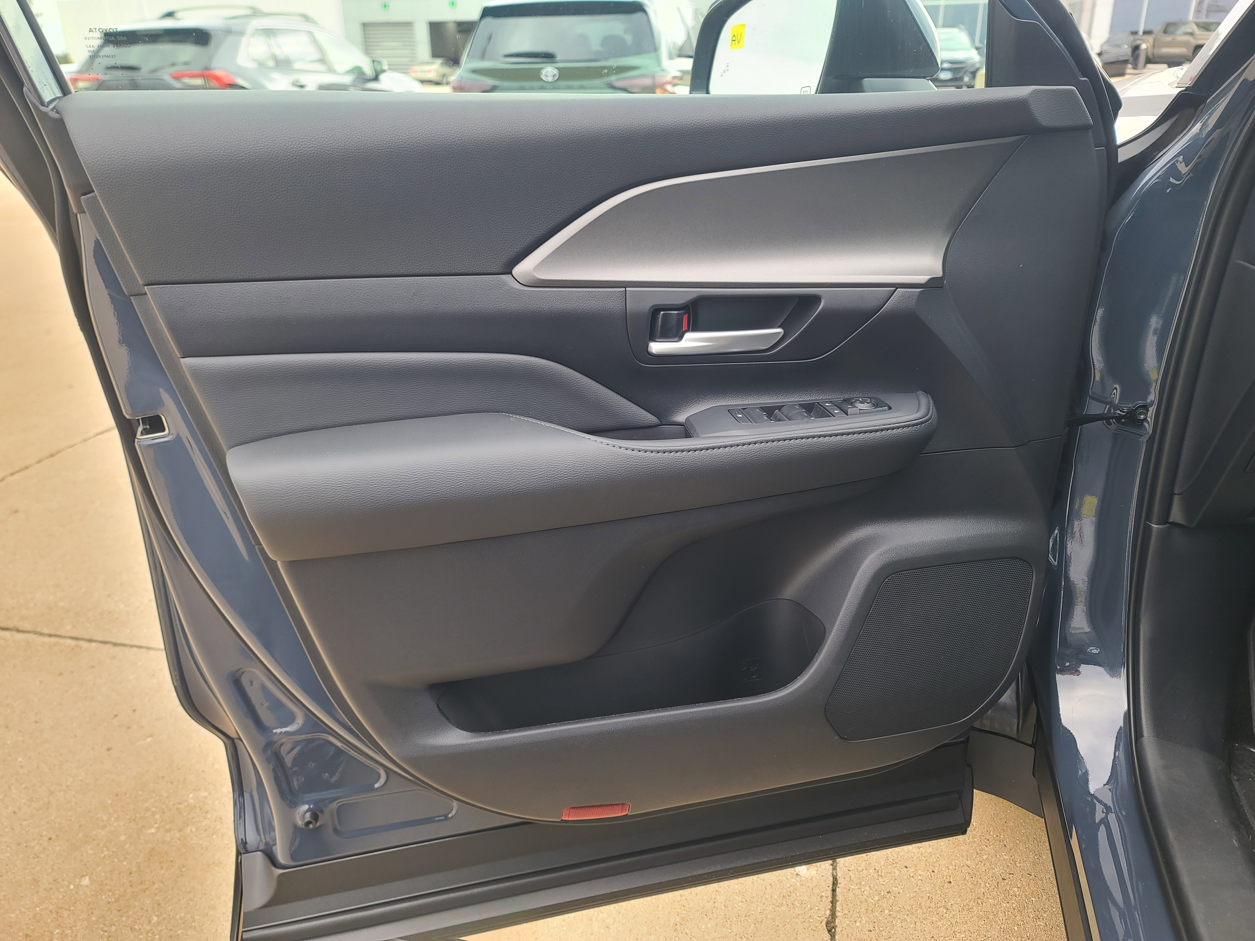 New 2026 Toyota Grand Highlander XLE image 24