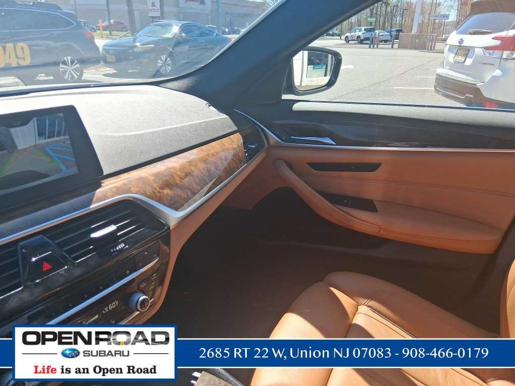 Used 2018 BMW 530i xDrive AWD/4WD image 19