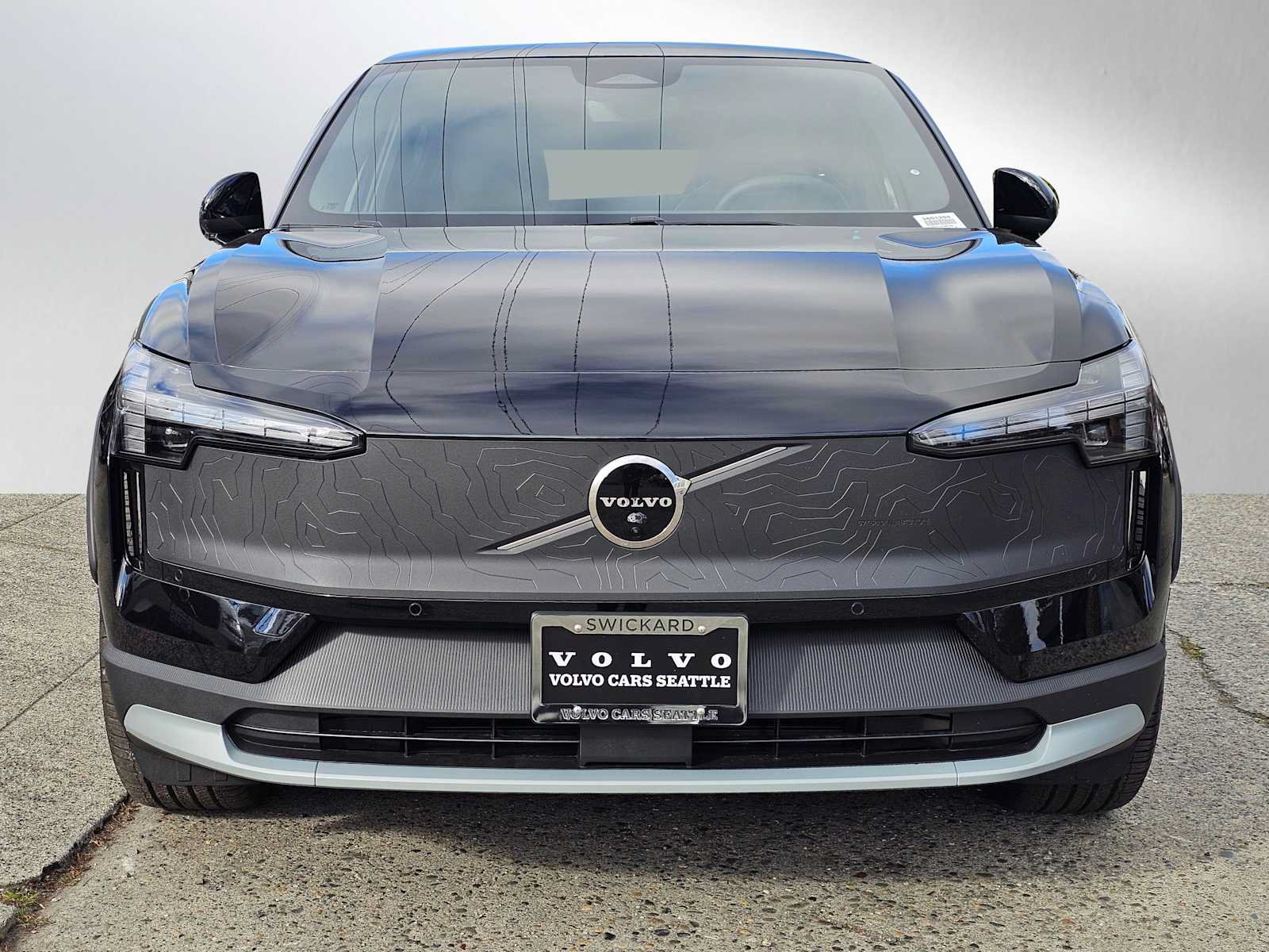 New 2026 Volvo EX30 Cross Country Ultra w/ Protection Package Premier AWD/4WD image 8