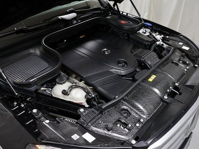 Certified 2026 Mercedes-Benz GLS 450 4MATIC image 40