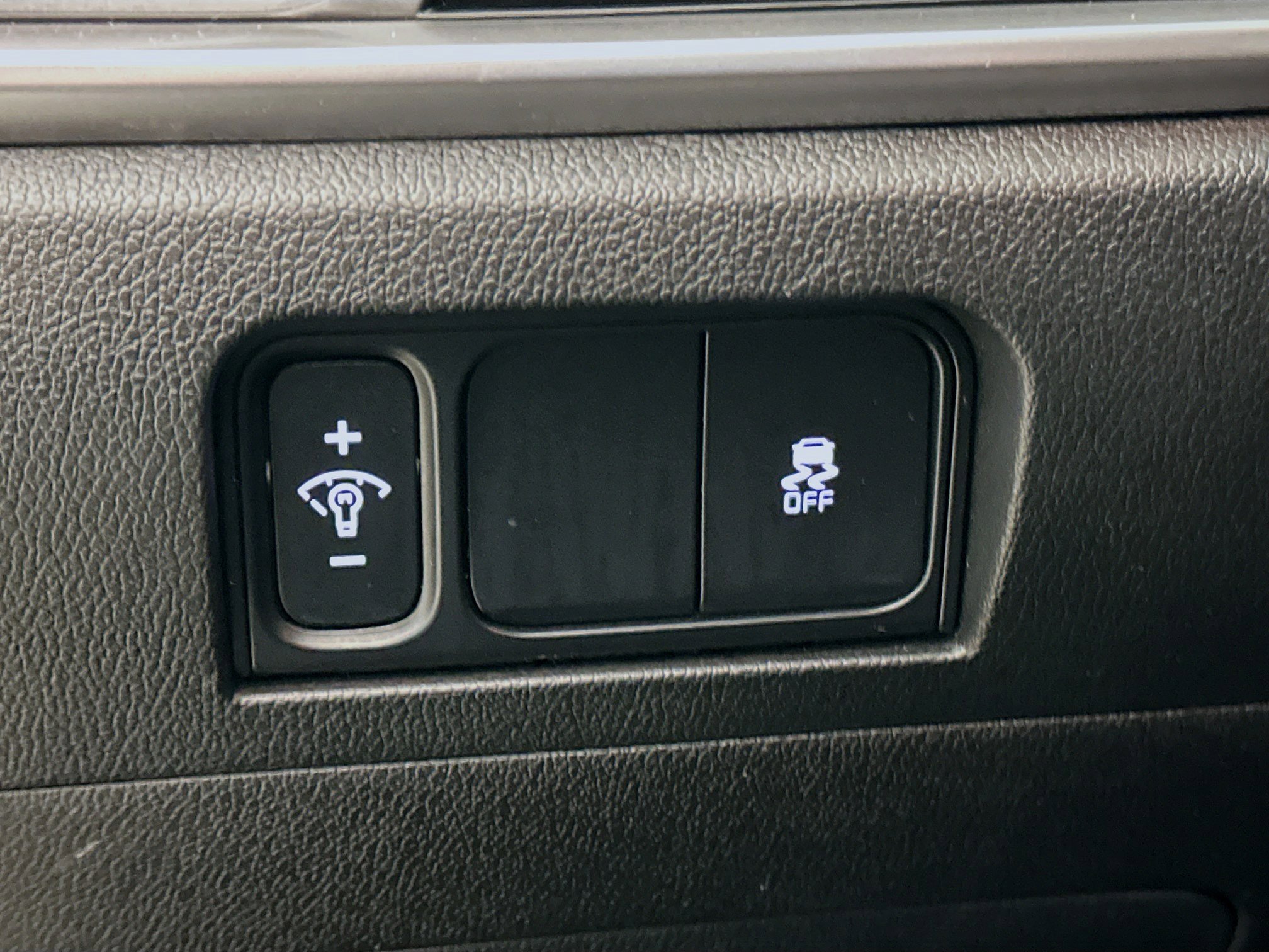 Used 2024 Kia Sorento S image 17