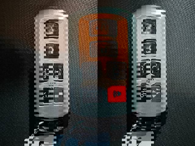 Used 2017 Toyota Sienna XLE w/ XLE Navigation Package AWD/4WD image 13